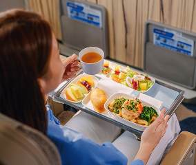Carefully selected in-flight dining